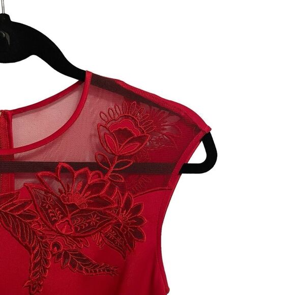 Ted Baker Dollii Embroidered Mesh Detail Skater Red Dress - Picture 3 of 8